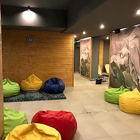 E23 Gardens Aparthotel 3*