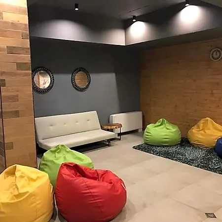 Aparthotel E23 Gardens