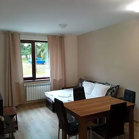 Apartmanhotel E23 Gardens